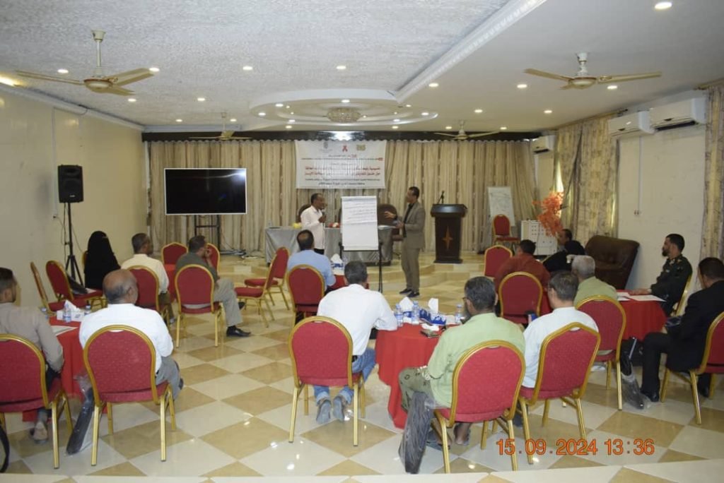 ورشة تحسيسية للسلطات القانونية والجهات ذات العلاقة حول المعايشين من اجل إستجابة افضل لمكافحة الإيدز تعقد بسيئون