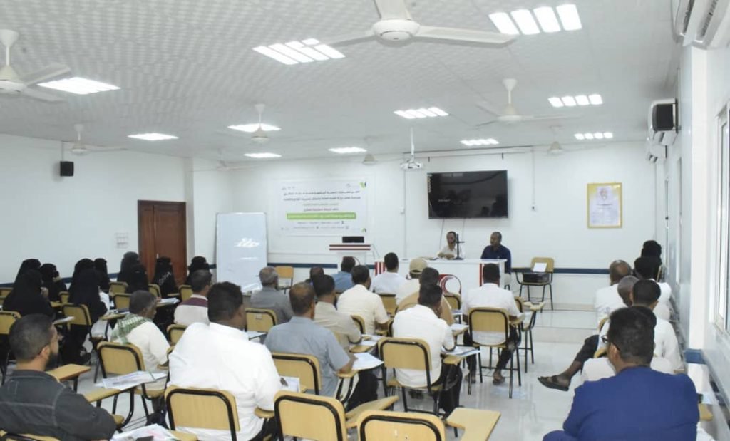 إختتام الدورة التدريبية وورشة العمل حول التغذية الصحية لمرضى السكري بمدينة سيئون