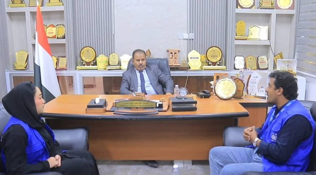وكيل وادي وصحراء حضرموت يطلع على تدخلات منظمة الهجرة الدولية في مديريات وادي حضرموت والصحراء