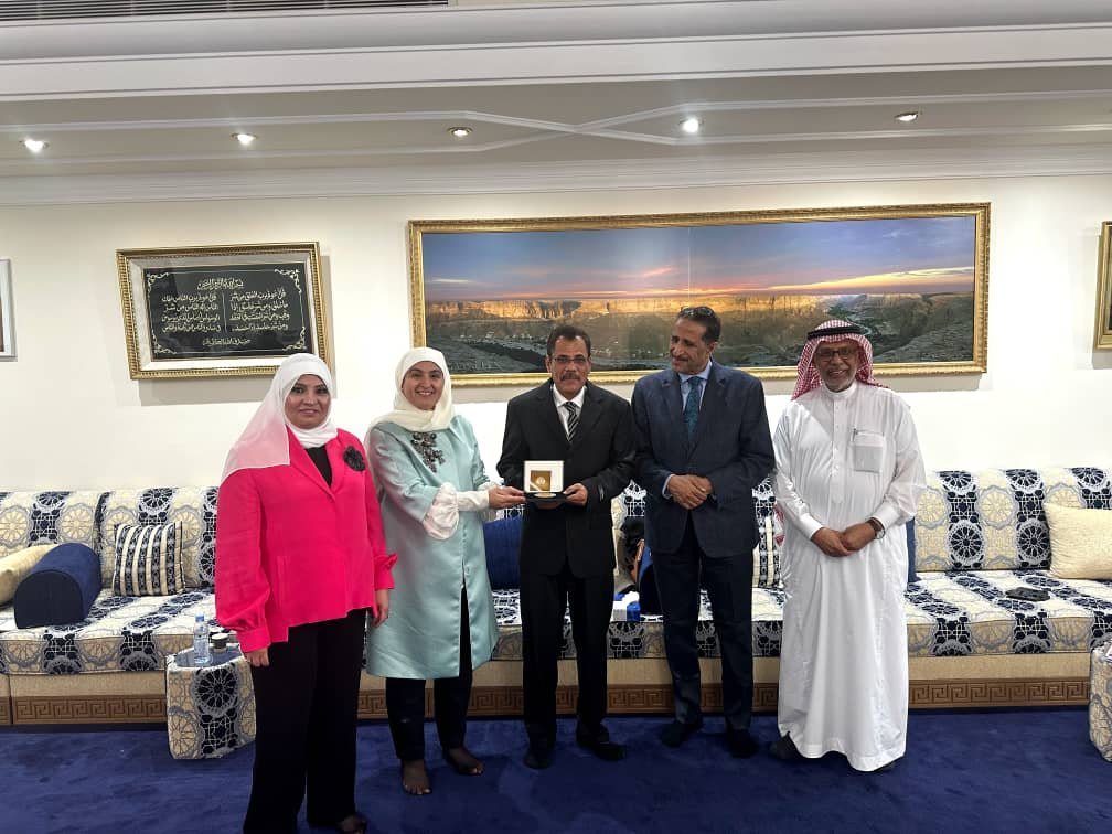 الدكتور شيخ علي شامي يُمنح لقب “رائد التنمية في مجال التعليم” في دول مجلس التعاون الخليجي واليمن