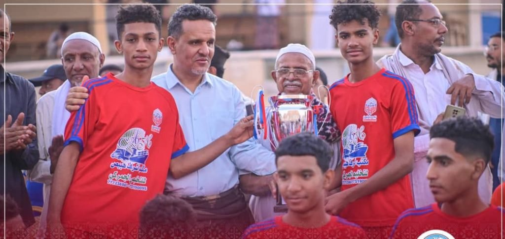 نادي سيئون يتوج بطلا لكأس مطلع المطالع بحافة الحوطة بسيئون