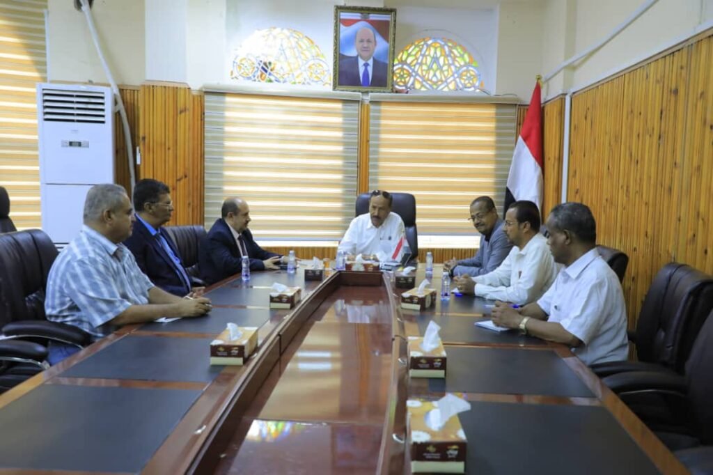 بحث تطوير القطاع الاجتماعي وتعزيز الشراكة المؤسسية بين وزارة الشؤون الاجتماعية والعمل والسلطات المحلية