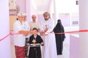 تدشين المخيم الصيفي الإبداعي النسوي بمديرية شبام لتنمية المهارات وتعزيز الإبداع