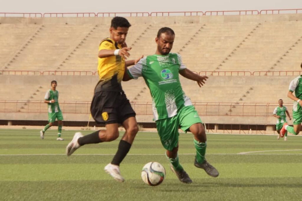 اتحاد حضرموت يفوز على شباب البيضاء بثلاثية نظيفة