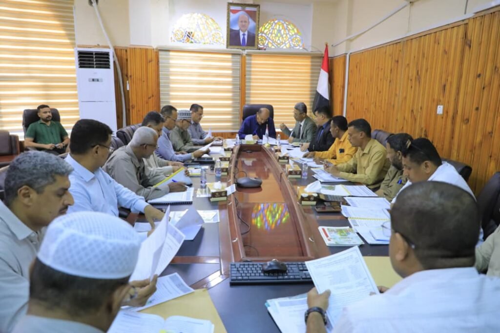 اجتماع مجلس إدارة صندوق النظافة والتحسين بالوادي والصحراء يناقش عدداً من الموضوعات التطويرية والتنظيمية